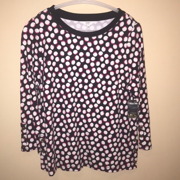 👑CROWN & IVY - Picture 1 of 8